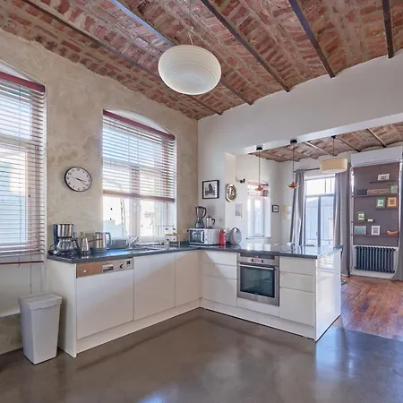 아파트 Beautiful Restored Historical In Galata 이스탄불