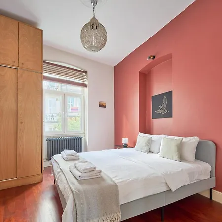 Beautiful Restored Historical In Galata * Stambuł