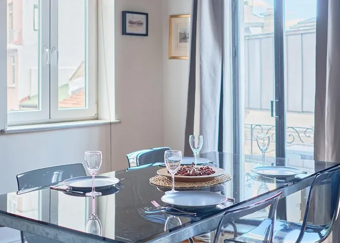 アパート Beautiful Restored Historical In Galata イスタンブール