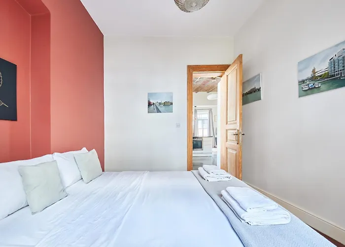 Beautiful Restored Historical In Galata *